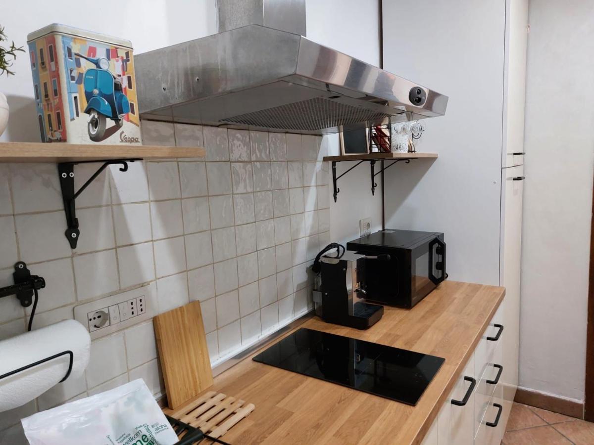 Casa Ninetta - Spaccanapoli - Il Tipico Pianterreno Della Napoli Antica! Экстерьер фото